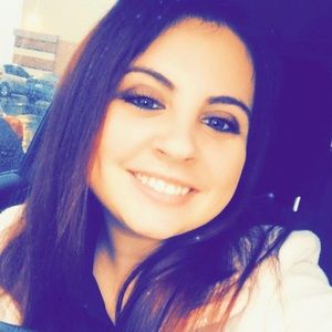 Meet your Posher, Kaci